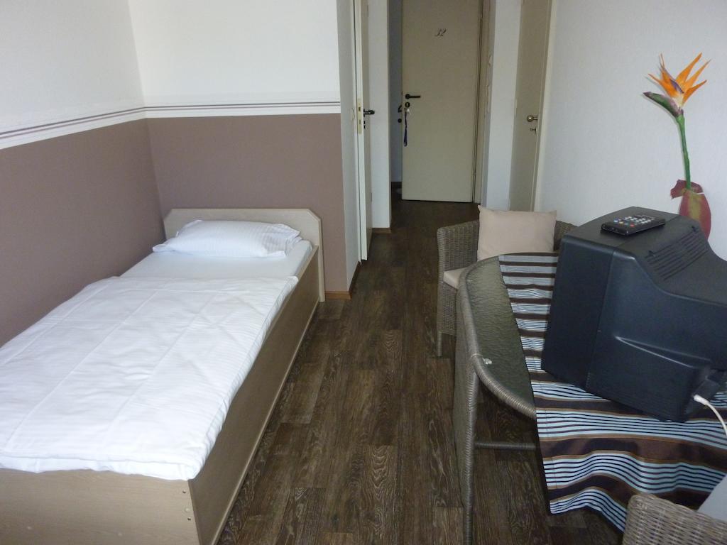 Achathotel Zum Schwan Idar-Oberstein Kamer foto